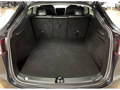 Used 2024 Tesla Model Y Long Range RWD image 13