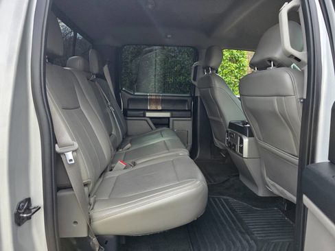 Used 2018 Ford F150 Lariat w/ Equipment Group 501A Mid image 34