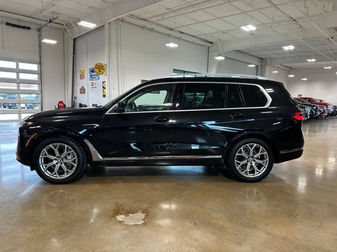 Used 2023 BMW X7 xDrive40i AWD/4WD image 5