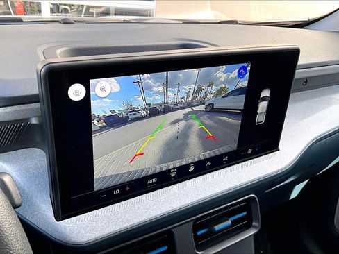 Used 2025 Ford Maverick XLT w/ Equipment Group 302A image 21