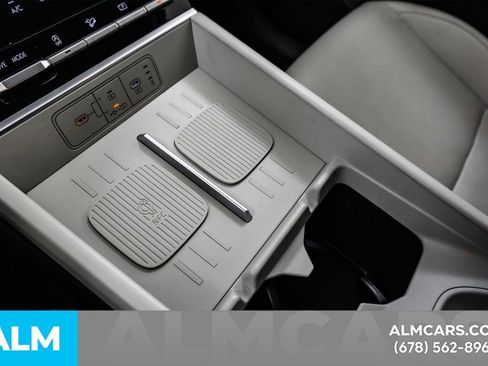 Used 2025 Hyundai Santa Fe SEL image 38