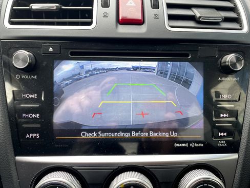 Used 2017 Subaru Crosstrek 2.0i Premium image 17