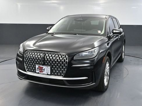 Used 2024 Lincoln Corsair AWD image 11