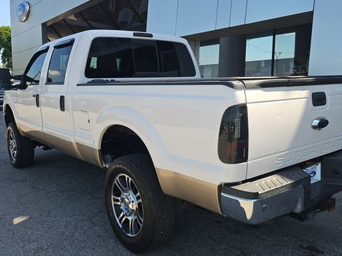 Used 2013 Ford F250 Lariat w/ Lariat Ultimate Pkg AWD/4WD image 3