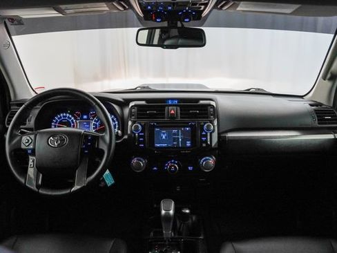 Used 2019 Toyota 4Runner TRD Off-Road Premium AWD/4WD image 12