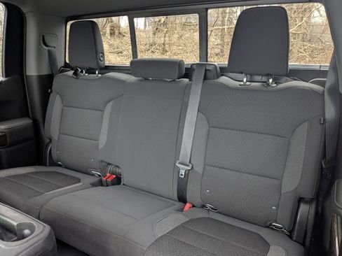 Used 2022 GMC Sierra 1500 Elevation w/ Preferred Package image 27