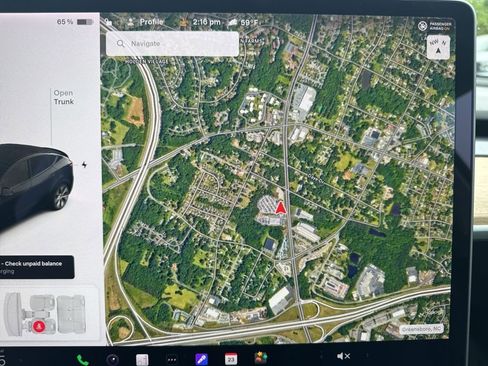 Used 2022 Tesla Model Y Long Range AWD/4WD image 21