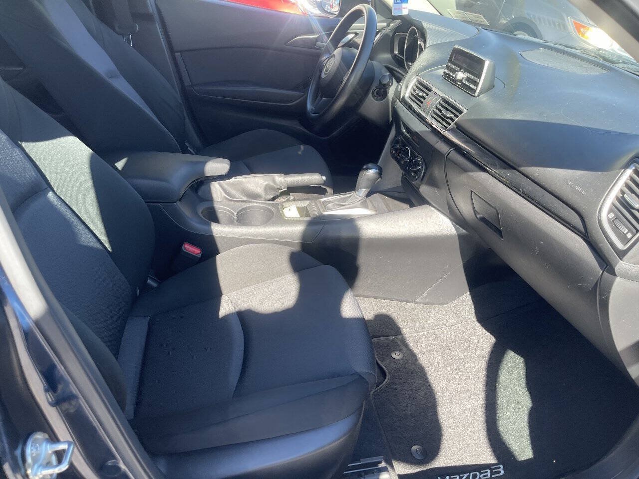 Used 2014 MAZDA MAZDA3 i Sport FWD image 22
