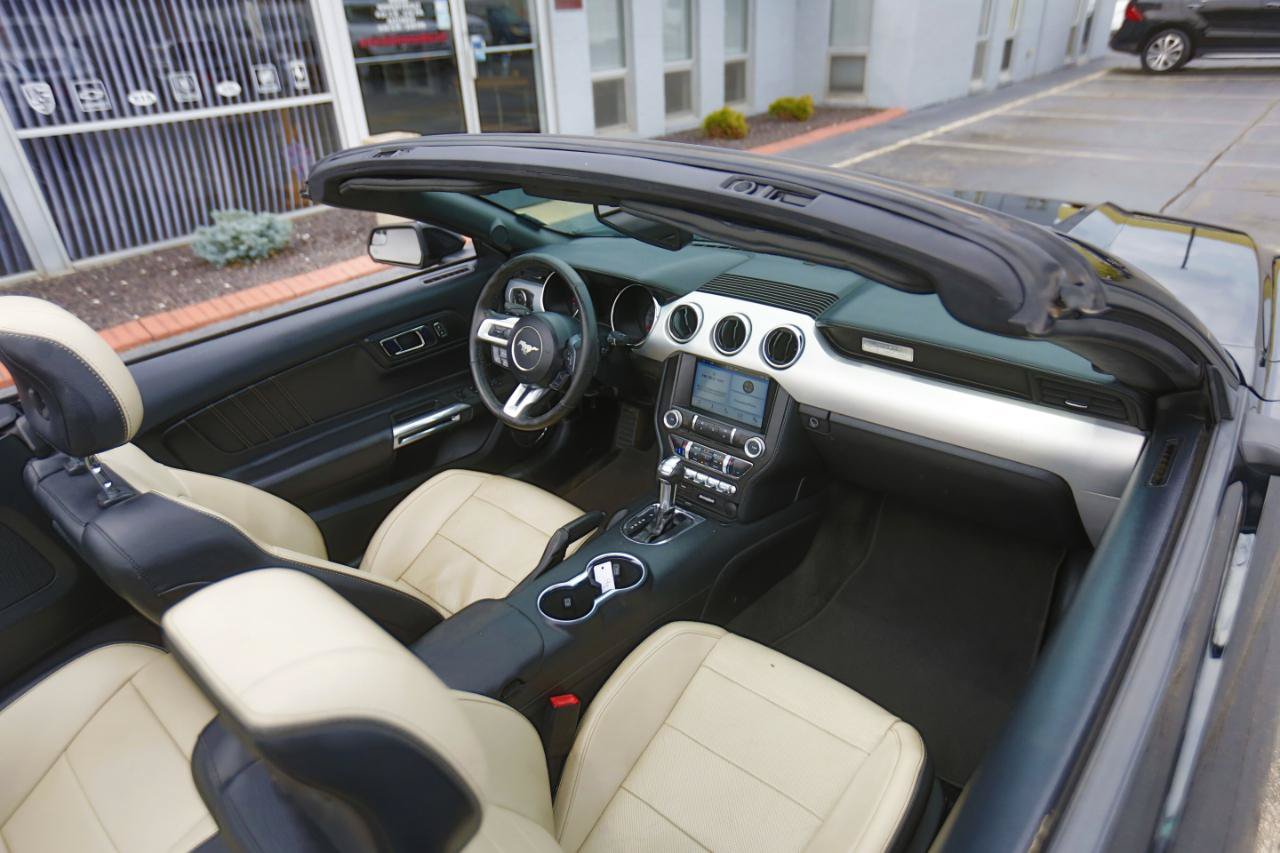 Used 2016 Ford Mustang Premium RWD image 17