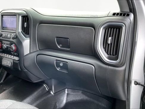 Used 2019 Chevrolet Silverado 1500 LT w/ All-Star Edition image 18