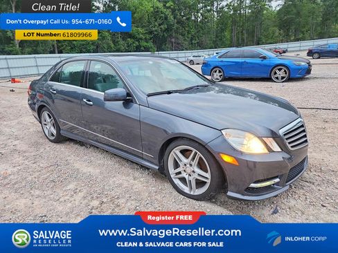 Used 2013 Mercedes-Benz E 350 4MATIC Sedan image 5