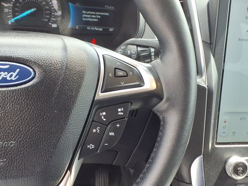 Used 2024 Ford Edge Titanium AWD/4WD image 20