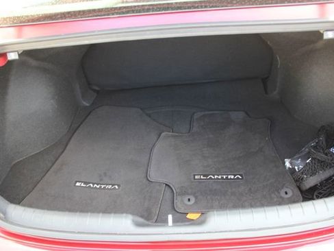 Used 2023 Hyundai Elantra SEL FWD image 23