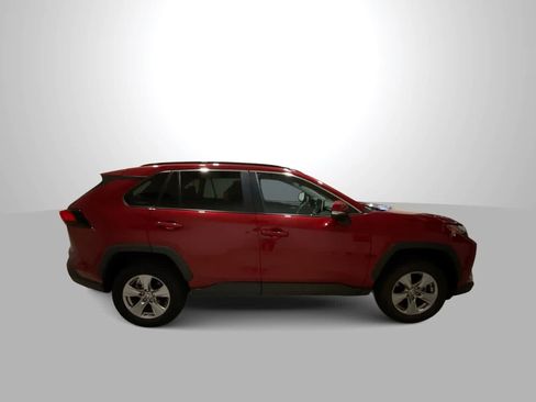Certified 2025 Toyota RAV4 XLE AWD/4WD image 9