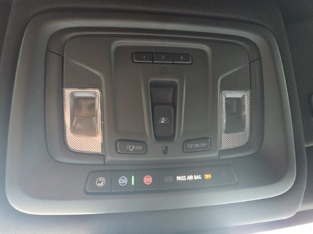 Used 2023 GMC Sierra 1500 AT4 w/ Technology Package AWD/4WD image 26