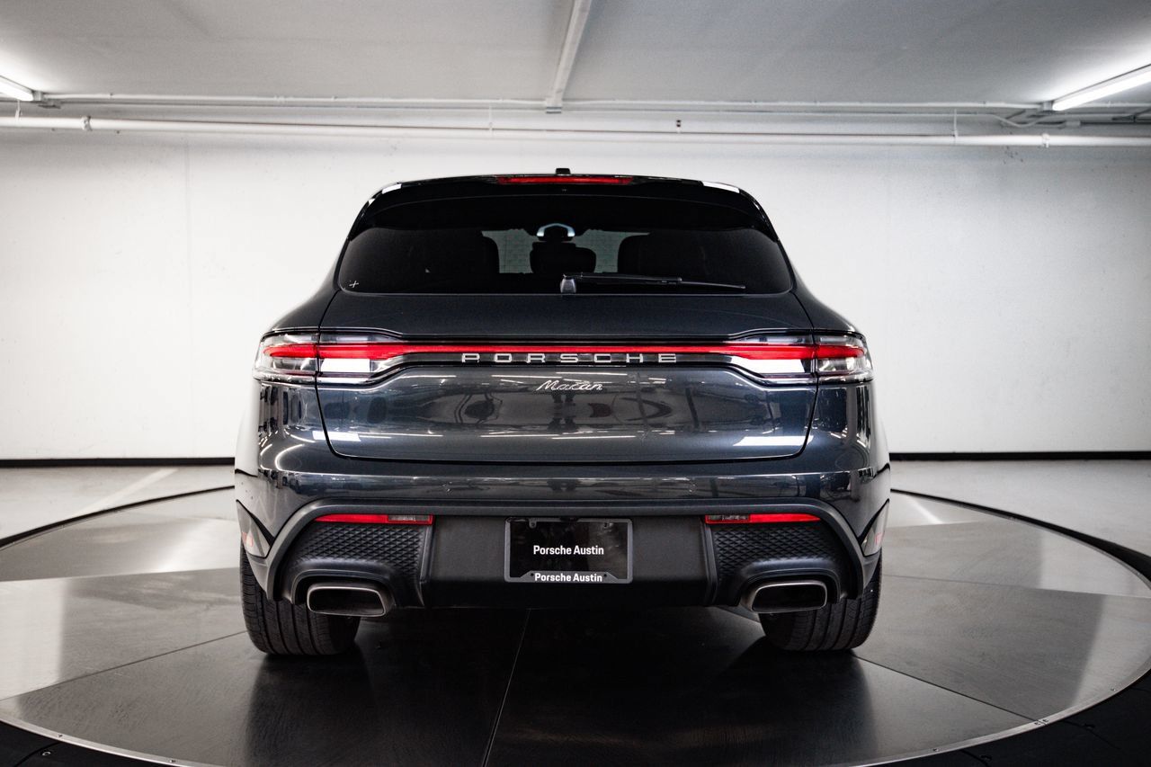 Certified 2024 Porsche Macan AWD/4WD image 6
