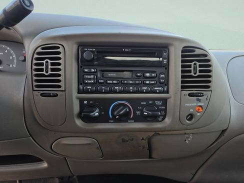 Used 2003 Ford F150 XLT RWD image 27
