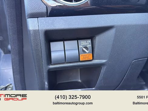 Used 2006 MAZDA MX-5 Miata Sport w/ Suspension Pkg image 9