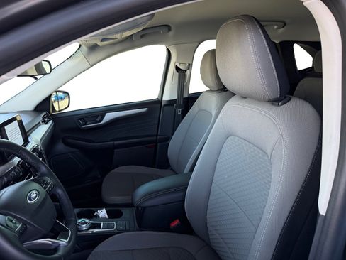 Used 2022 Ford Escape SE w/ Convenience Package FWD image 10