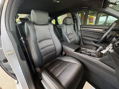 Used 2019 Honda Accord Sport image 25