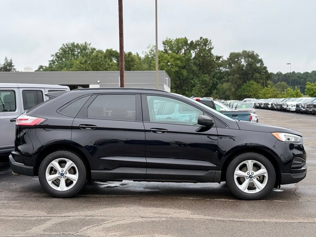 Used 2020 Ford Edge SE w/ Cargo Accessory Package FWD image 31