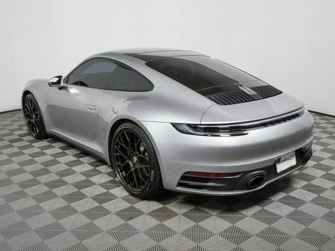 Certified 2024 Porsche 911 Carrera image 3