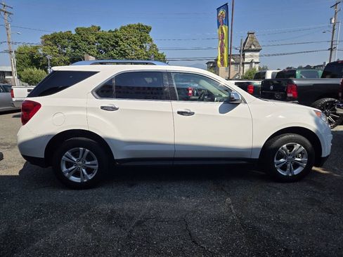 Used 2011 Chevrolet Equinox LTZ AWD/4WD image 4