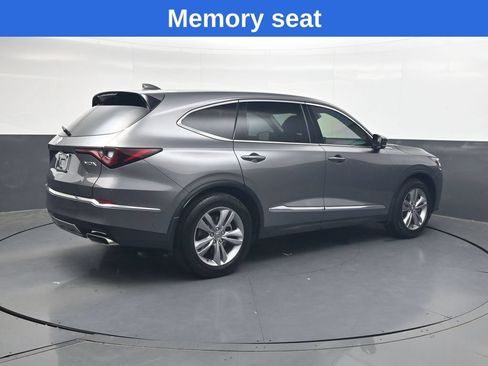 Used 2025 Acura MDX SH-AWD image 4