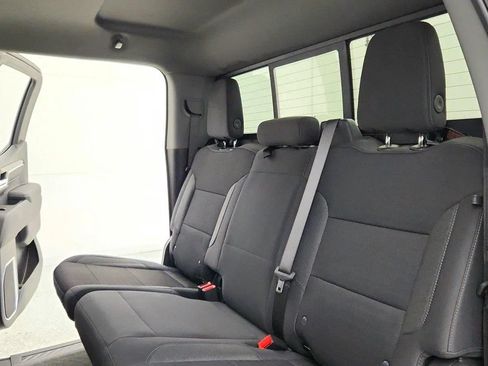 Used 2025 Chevrolet Silverado 1500 LT Trail Boss w/ Convenience Package II AWD/4WD image 27