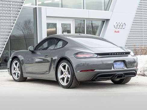 Used 2018 Porsche 718 Cayman image 5