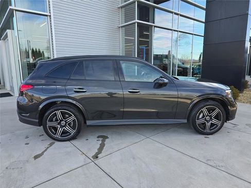 Certified 2026 Mercedes-Benz GLC 300 4MATIC image 2