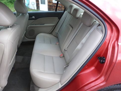Used 2010 Ford Fusion SEL FWD image 20