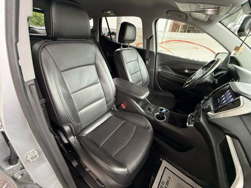 Used 2022 GMC Terrain SLT image 26