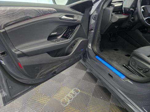 New 2025 Audi A6 e-tron Premium Plus image 24