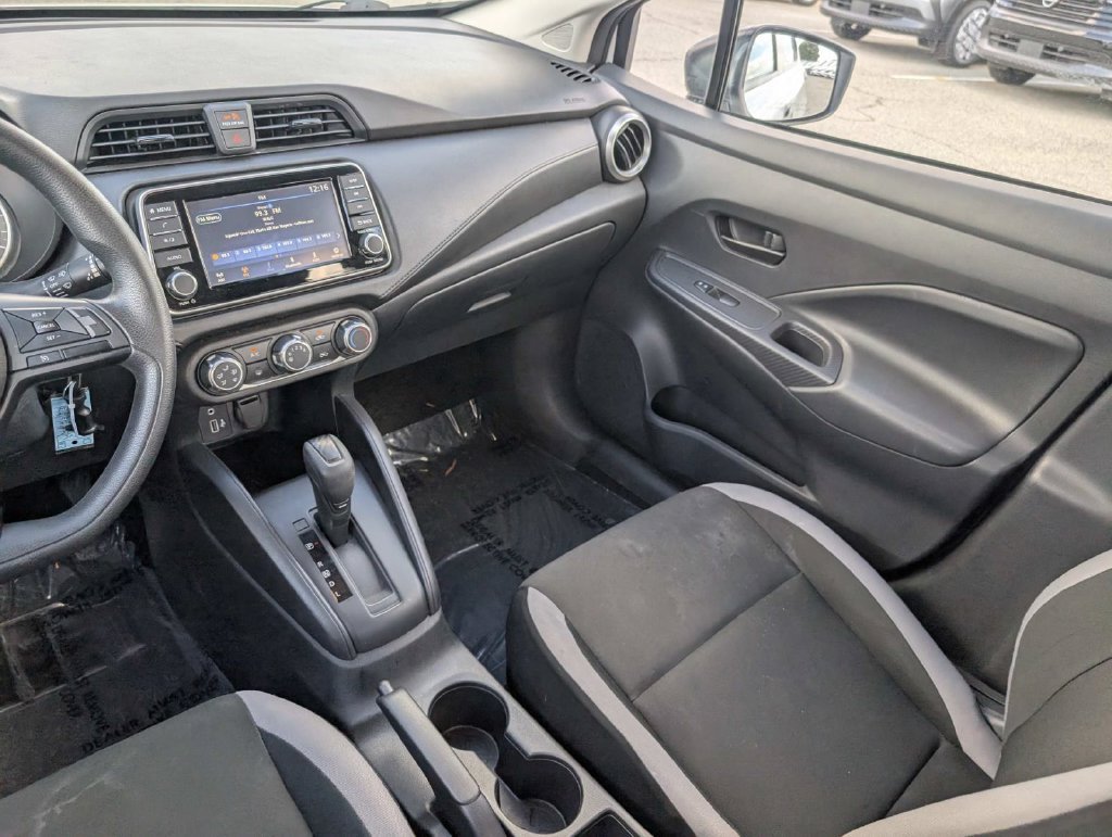Used 2025 Nissan Versa S FWD image 18
