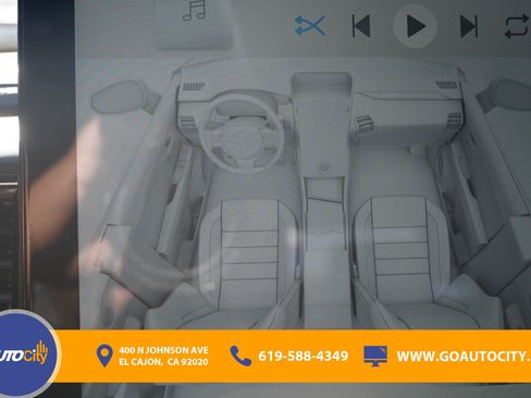 Used 2018 RAM 1500 Sport w/ Hydro Blue Sport Package image 26