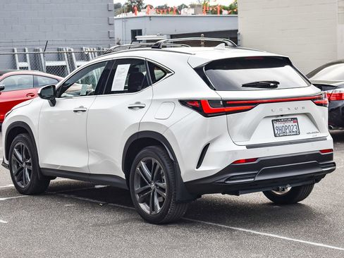 Used 2024 Lexus NX 450h+ AWD w/ Vision Package image 4