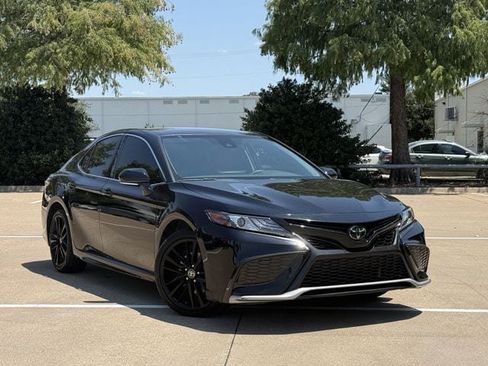 Certified 2022 Toyota Camry XSE FWD image 2