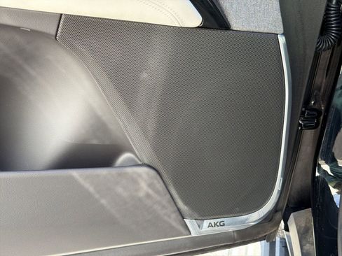 Certified 2025 Cadillac Escalade Sport Platinum image 21