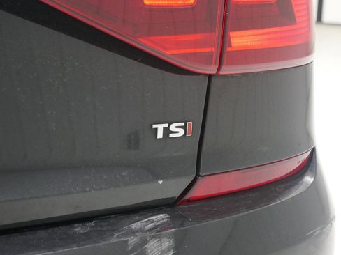 Used 2017 Volkswagen Passat 1.8T S image 25