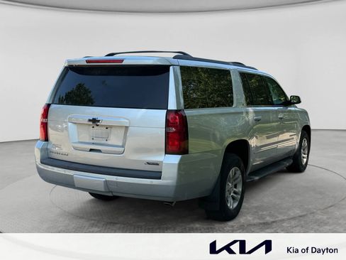 Used 2017 Chevrolet Suburban LT AWD/4WD image 5
