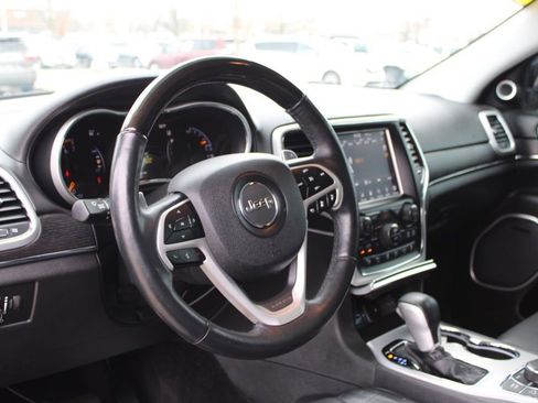 Used 2018 Jeep Grand Cherokee Summit w/ Platinum Series Group AWD/4WD image 19