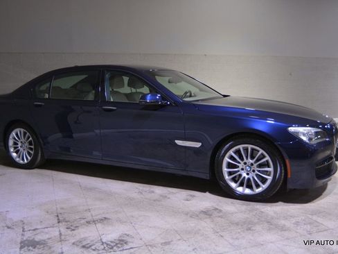 Used 2014 BMW 750Li xDrive image 29