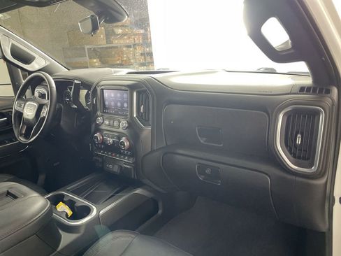 Used 2022 GMC Sierra 2500 AT4 w/ AT4 Premium Plus Package image 30