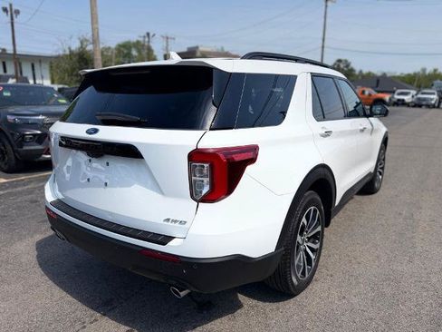 Certified 2022 Ford Explorer ST-Line AWD/4WD image 8