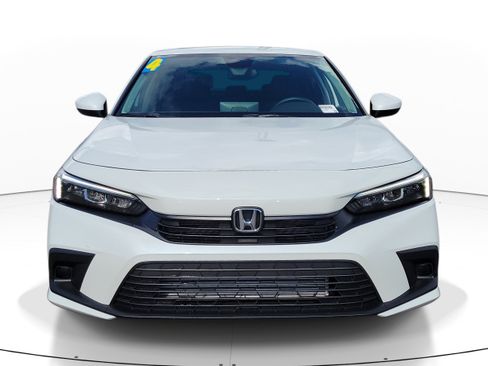 Used 2024 Honda Civic EX image 2