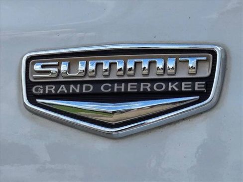 Used 2014 Jeep Grand Cherokee Summit w/ Trailer Tow Group IV RWD image 20