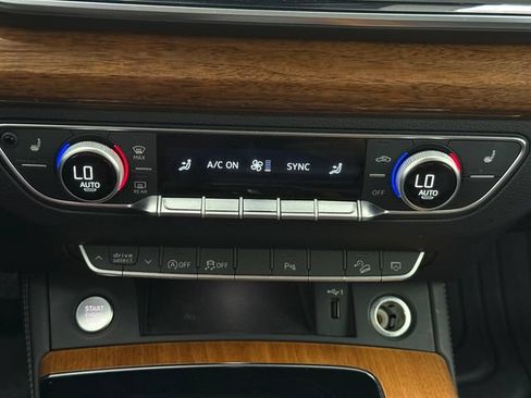 Used 2023 Audi Q5 2.0T Premium Plus AWD/4WD image 18