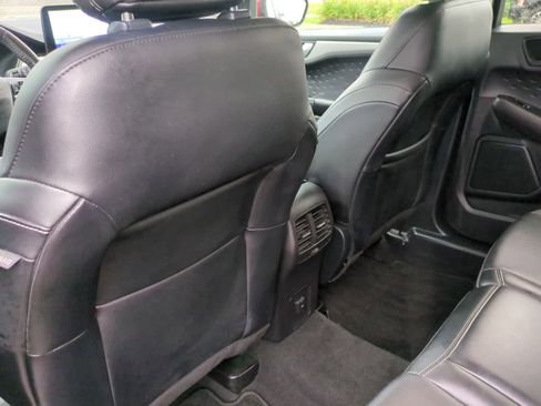 Used 2020 Ford Escape SEL image 17