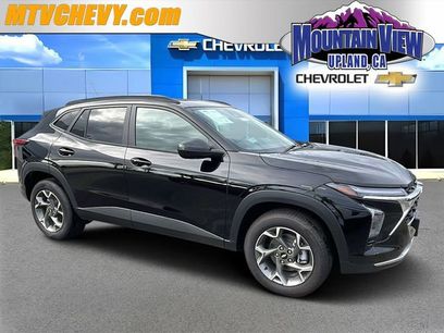 New 2026 Chevrolet Trax LT w/ Driver Confidence Package